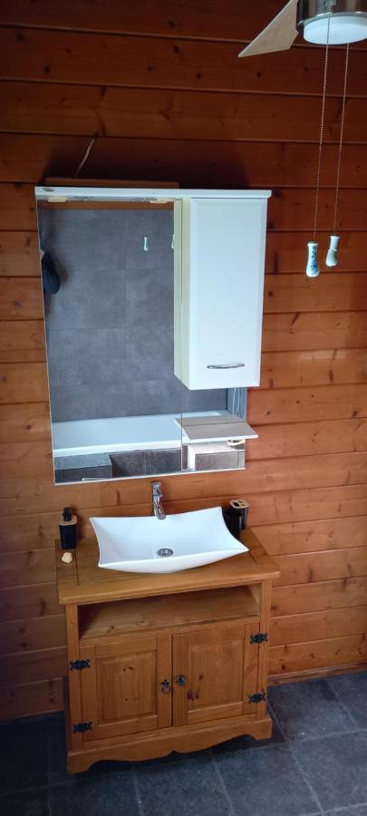 Gitelecalibou Villa Erezee Bagian luar foto